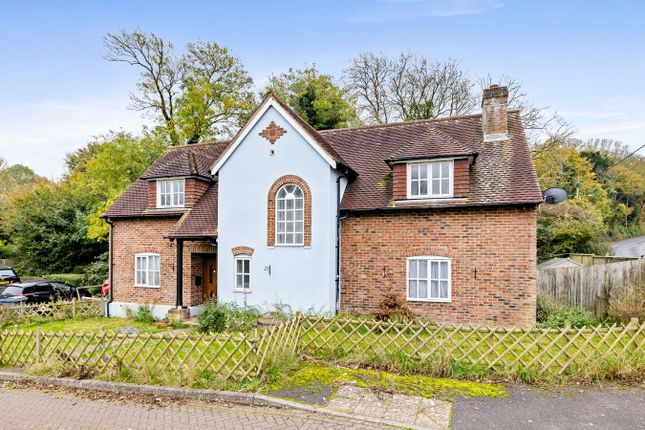 Shooters Hill, Eythorne, Dover, CT15 4 bed detached house for sale