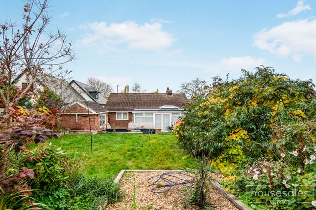 2 bedroom detached bungalow for sale