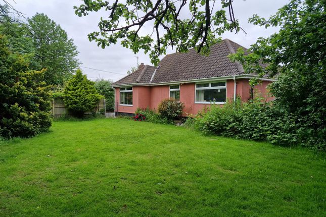 8 bedroom detached bungalow for sale
