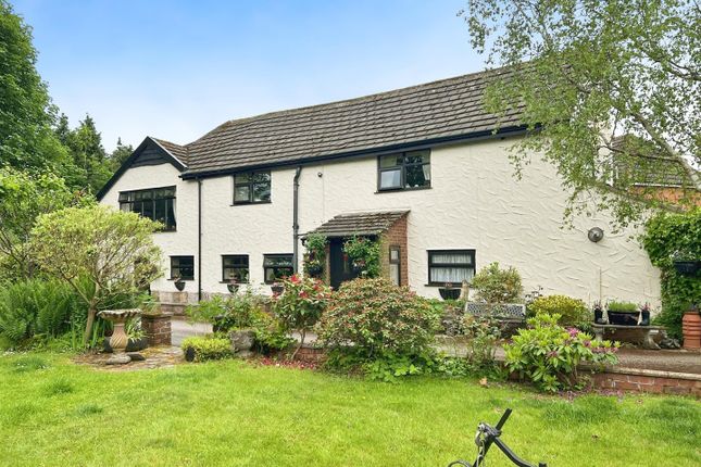 150 Canal Road, Congleton 3 bed detached house for sale