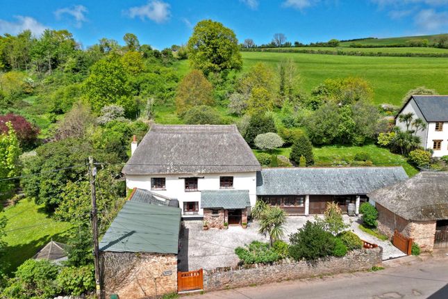 Deane Road, Stokeinteignhead, TQ12 4 bed detached house for sale
