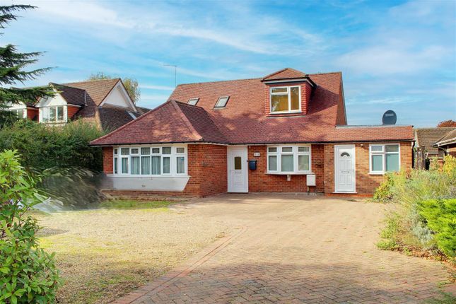 Dixons Hill Road, Welham Green AL9 4 bed chalet for sale