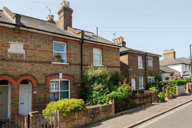 Fourth Cross Road, Twickenham 2 bed terraced house for sale