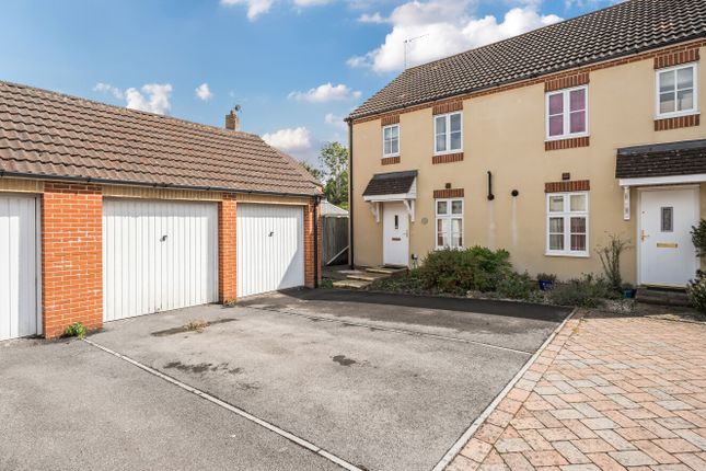 Dowlais Close, Oakhurst, Swindon, SN25 3 bed semi