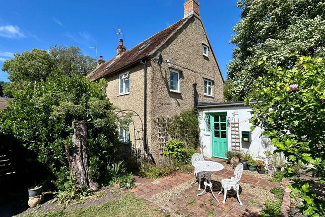 2 bedroom cottage for sale