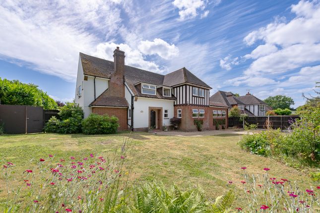 Purley CR8 4 bed detached house for sale