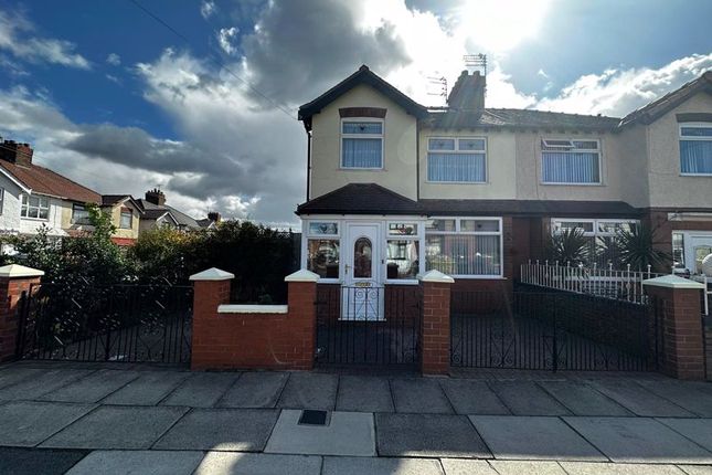 4 bedroom semi-detached house for sale
