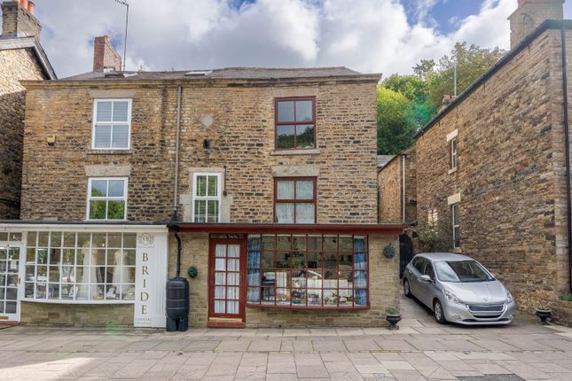 Town Street, Marple Bridge... 4 bed semi