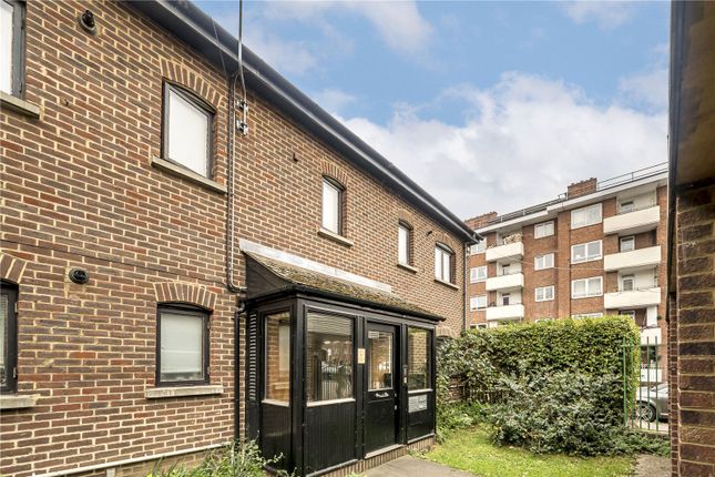 Rochdale Way, Deptford, SE8 1 bed apartment for sale