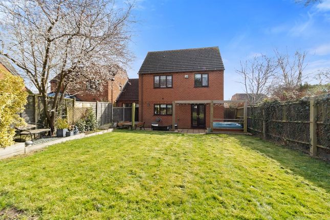 3 bed detached house