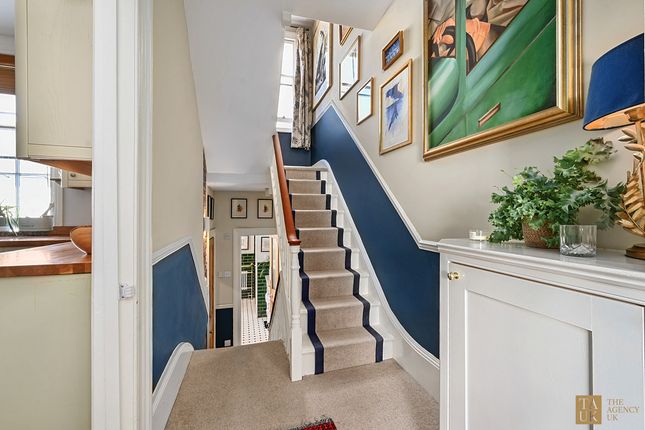 3 bedroom maisonette for sale