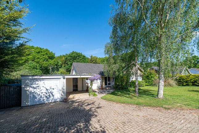 Abbots Close, Ryde 4 bed detached bungalow for sale