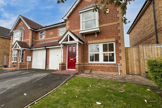 Mulberry Grove, Hobson, Burnopfield... 3 bed semi