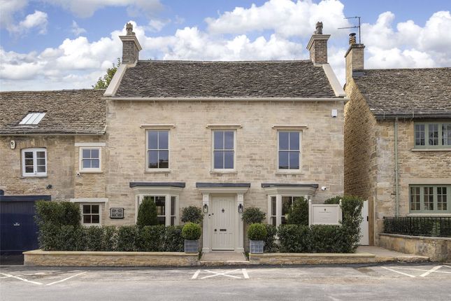 Priory Lane, Burford, Oxfordshire, OX18 4 bed semi