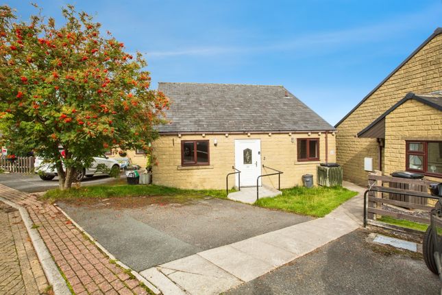 2 bedroom detached bungalow for sale