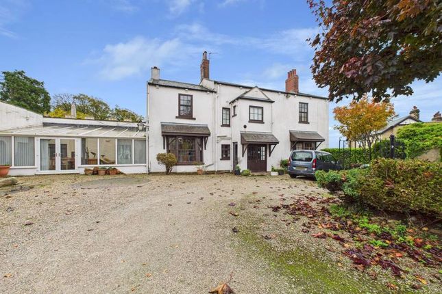 Carleton Road, Pontefract WF8 5 bed detached house for sale