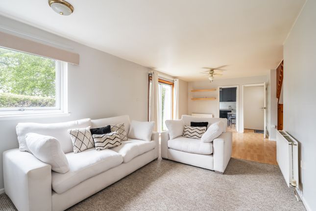 3 bedroom semi-detached villa for sale