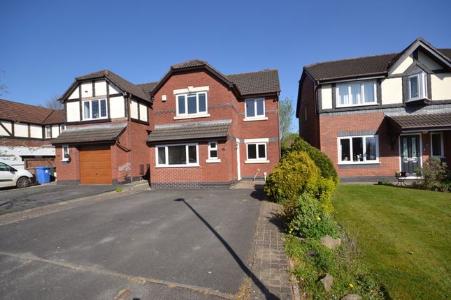 Cricketers Green, Chorley PR7 4 bed detached house for sale
