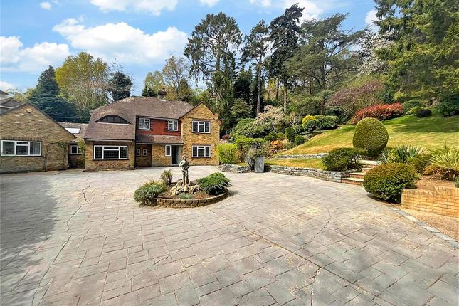6 bedroom detached house for sale