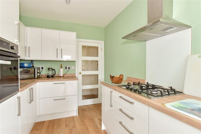 3 bed semi-detached house