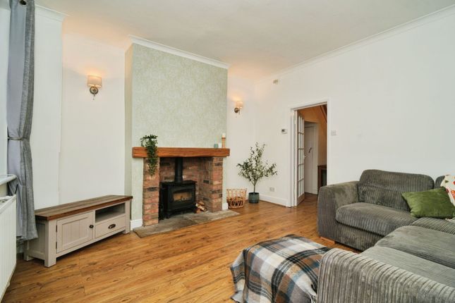 2 bed terraced house