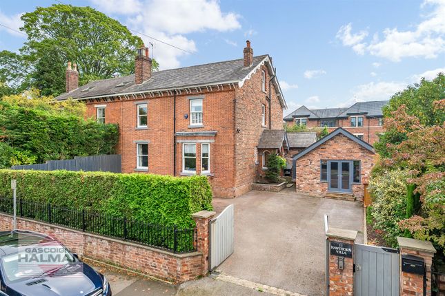 5 bedroom semi-detached house for sale