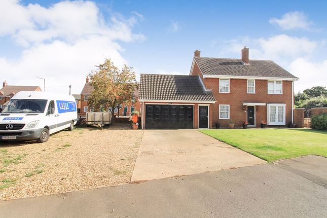 Warden Hill, Sandy SG19 4 bed detached house for sale