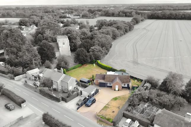 Hadleigh Road, Holton St. Mary 3 bed detached bungalow for sale