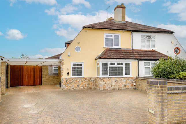 Broadlands Avenue, Enfield 3 bed house for sale