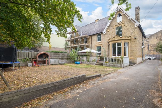 7 bedroom semi-detached house for sale