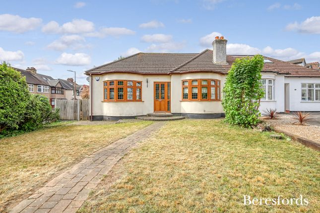 Aldborough Road, Upminster, RM14 3 bed bungalow for sale
