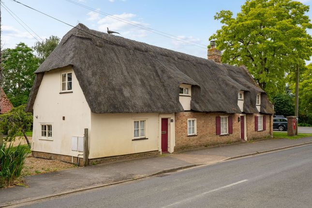 5 bed detached house