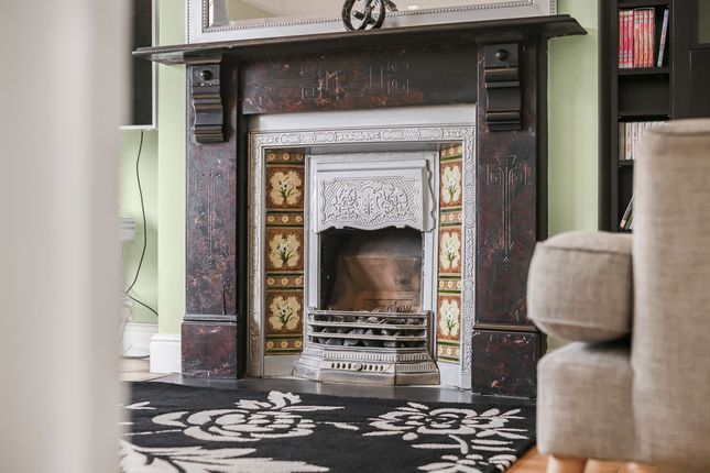 Wickham Chase, West Wickham, BR4 4 bed semi