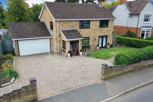 Main Road, Hackleton, Northampton, NN7 4 bed detached house for sale