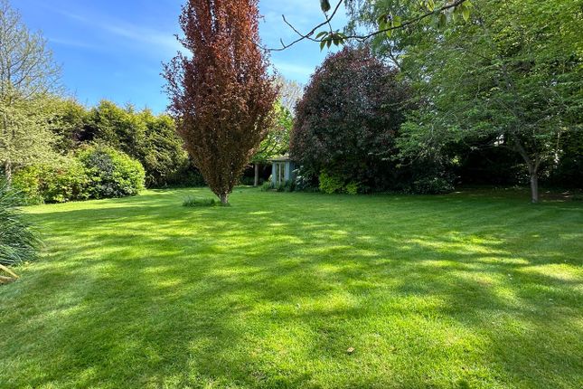 4 bed bungalow