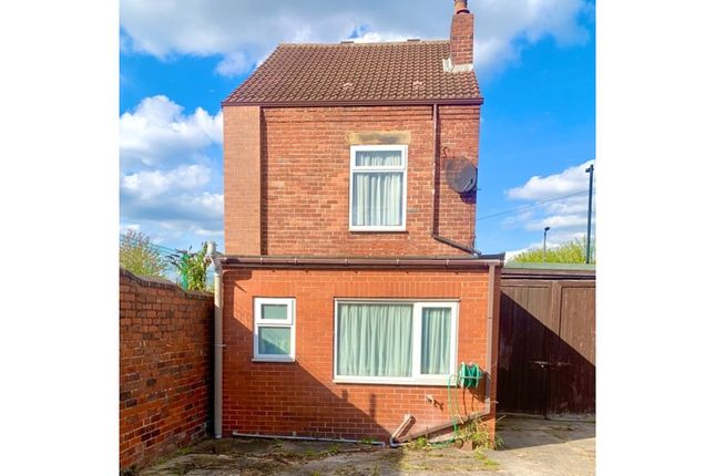 3 bed detached house