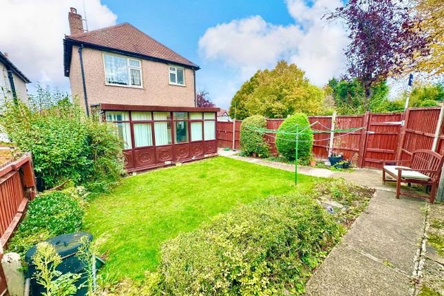Hay Lane, London NW9 3 bed detached house for sale