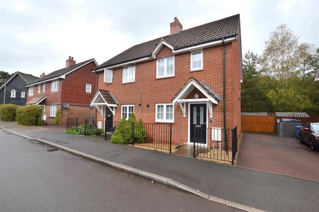 2 bedroom semi-detached house for sale
