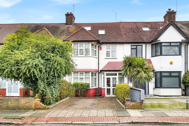 Claigmar Gardens, Finchley, N3 4 bed terraced house for sale
