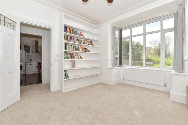 Maidstone Road, Chatham, Kent 6 bed detached house for sale