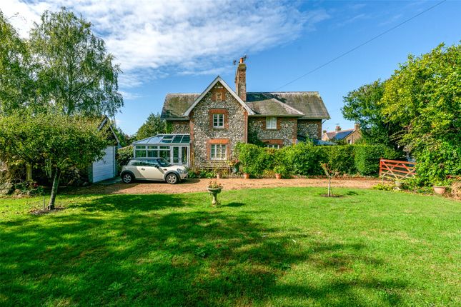 The Street, Clapham, Worthing, BN13 2 bed semi