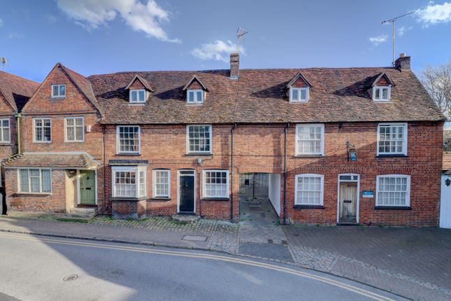Church Street, Buckinghamshire HP27 3 bed terraced house for sale