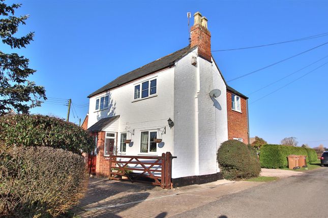 4 bed detached house