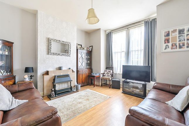 Larch Road, London, NW2 4 bed house for sale