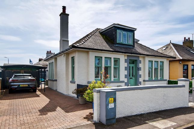 62 Hunters Avenue, Ayr, KA8 9HS 3 bed detached bungalow for sale