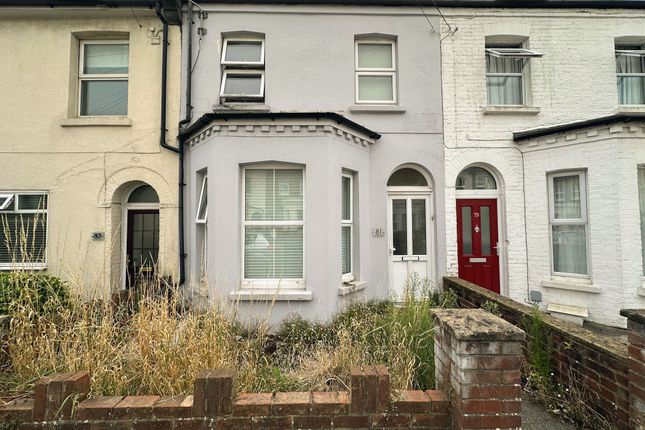 5 bed terraced house