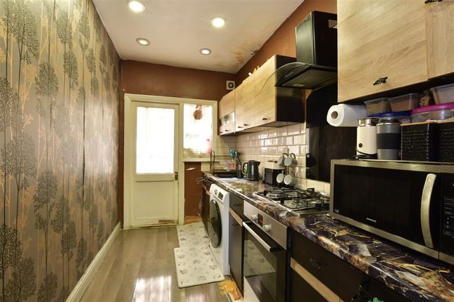 Gordon Road, Ilford, Essex 3 bed end of terrace house for sale