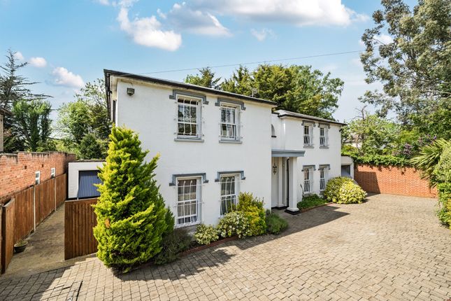 Woodhall Drive, Pinner, Middlesex 3 bed detached house for sale