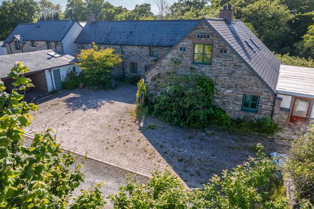 Llechryd, Cardigan 4 bed detached house for sale