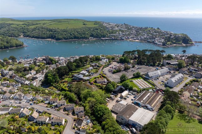 Saffron Close, Fowey PL23 3 bed detached bungalow for sale